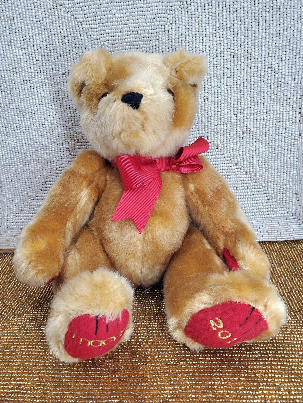 Macy’s Holiday Collectible Teddy Bear Plush year 2012. (C40)